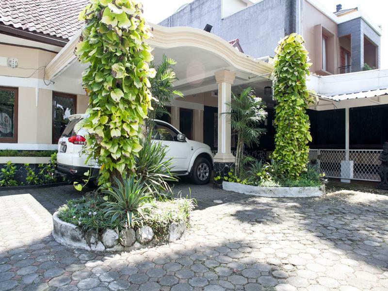 Hotel O Bandung Near Stadion Siliwangi Formerly The Ethnic Hotel باندونج المظهر الخارجي الصورة