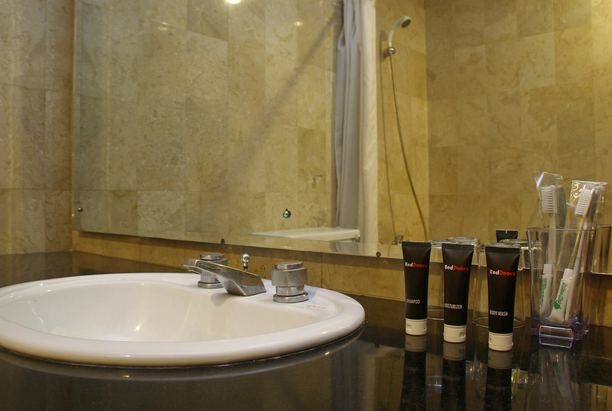 Hotel O Bandung Near Stadion Siliwangi Formerly The Ethnic Hotel باندونج المظهر الخارجي الصورة